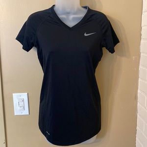 Women's Nike Dri-Fit Small Active Top